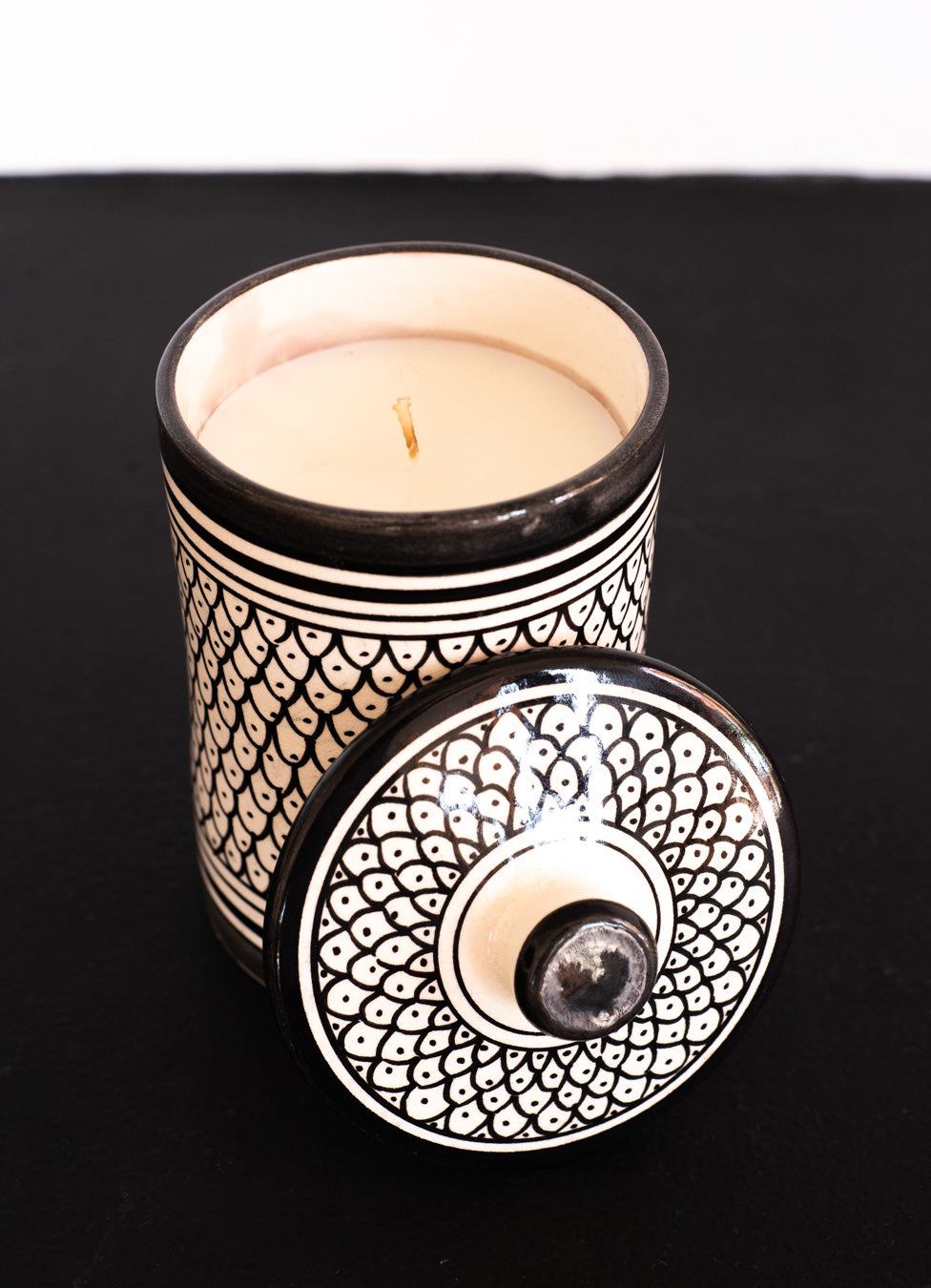Graphic Ceramic Candle With Lid
