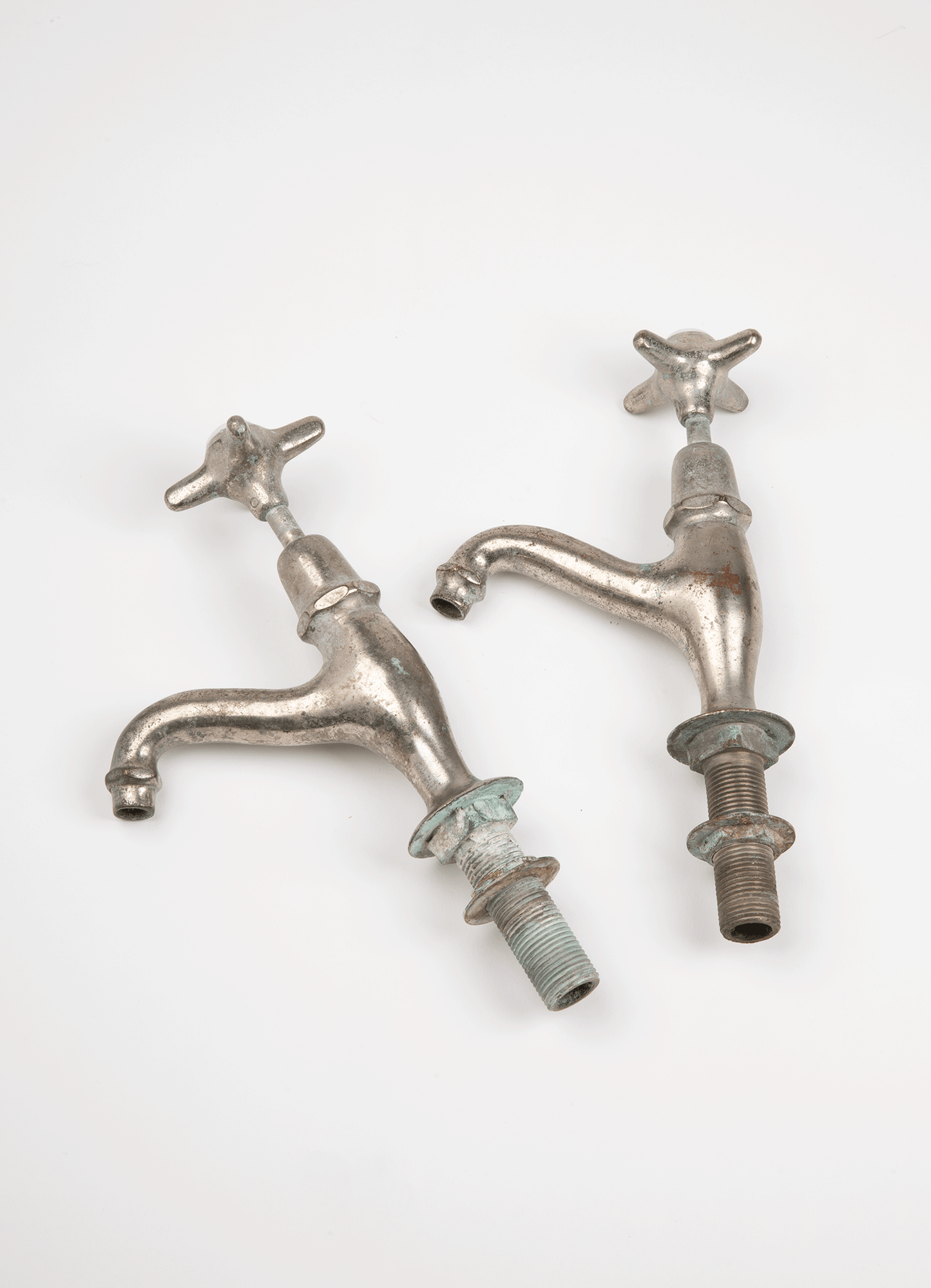 Set of French Vintage Art Deco Bathroom Froid Chaud Faucets
